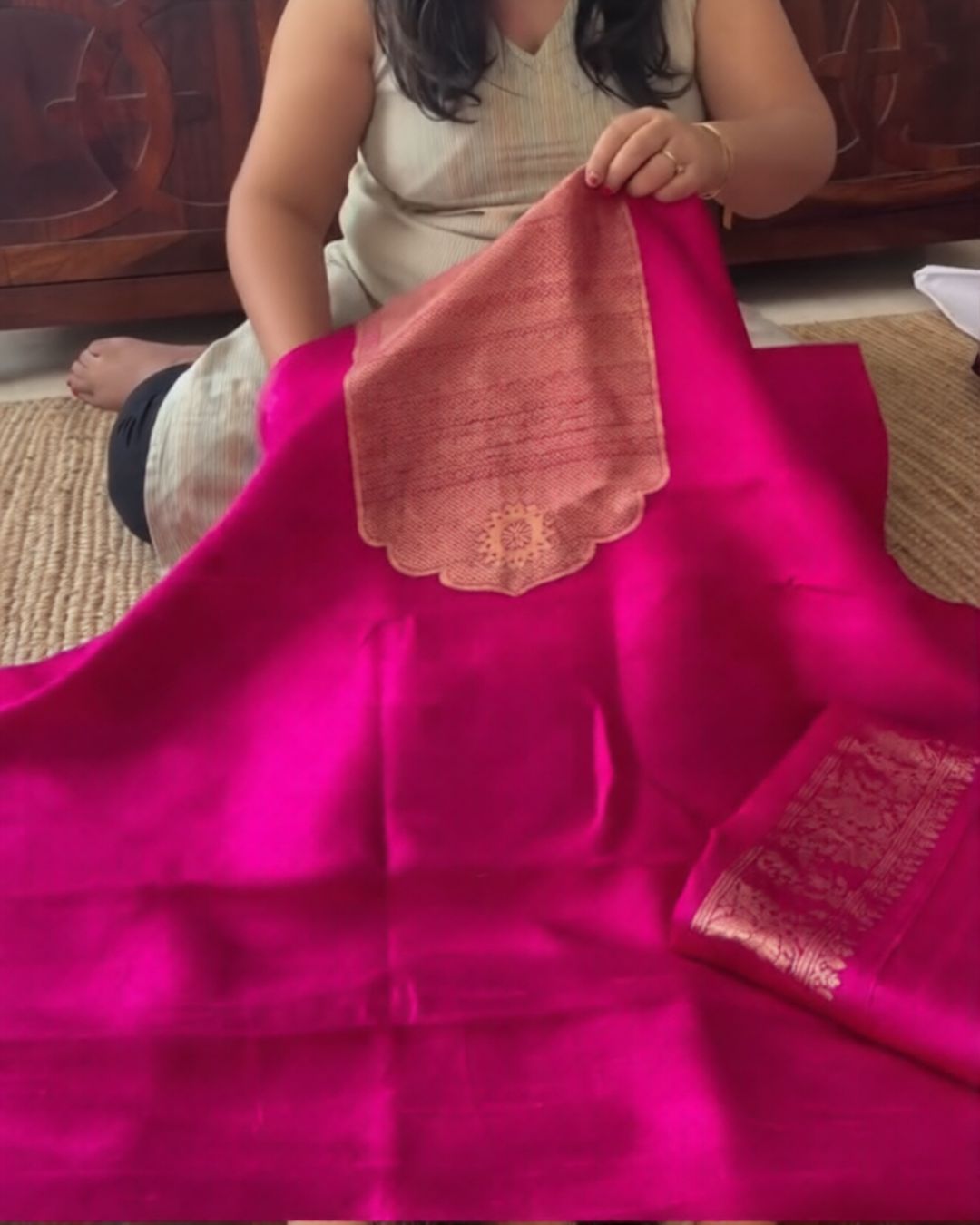 Ana Raw Silk Jari Suit Set