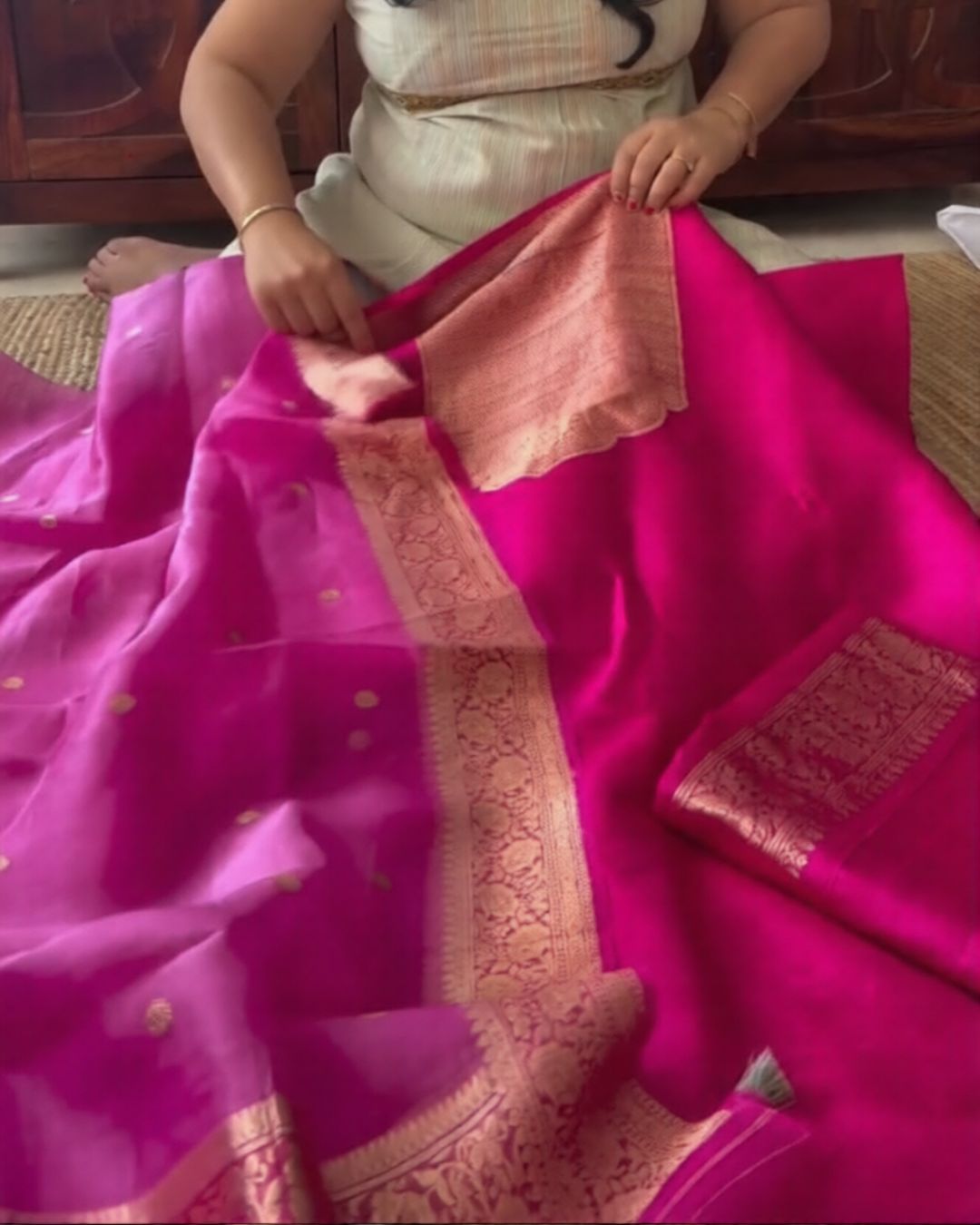 Ana Raw Silk Jari Suit Set