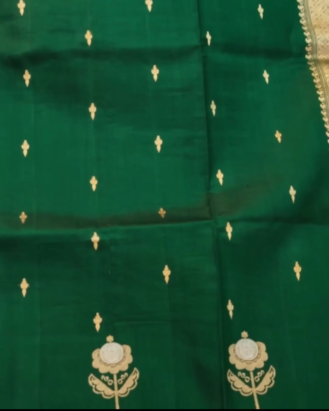 Emerald Green Raw Silk Saree