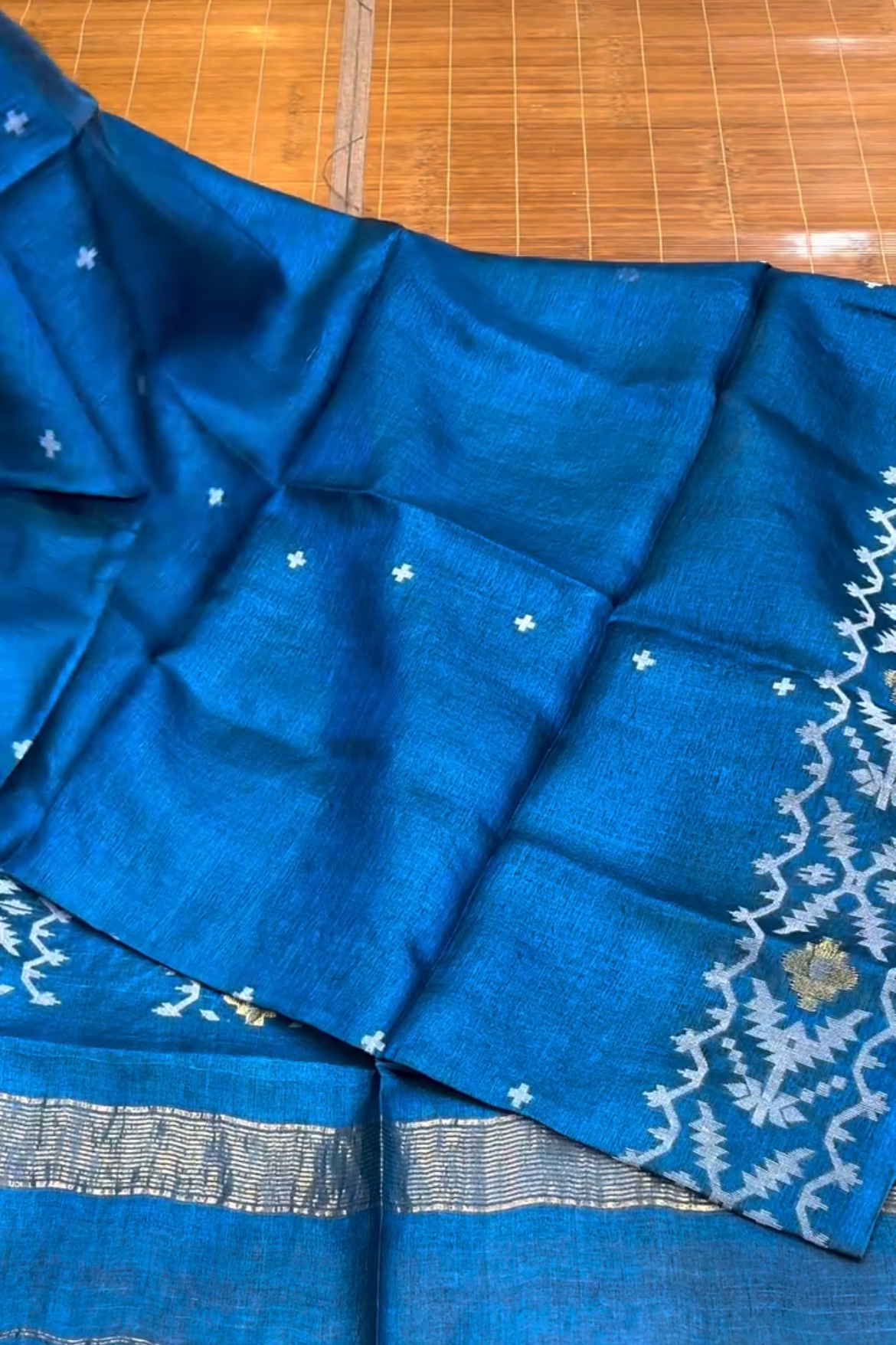 Neelima Jamdani Silk Saree