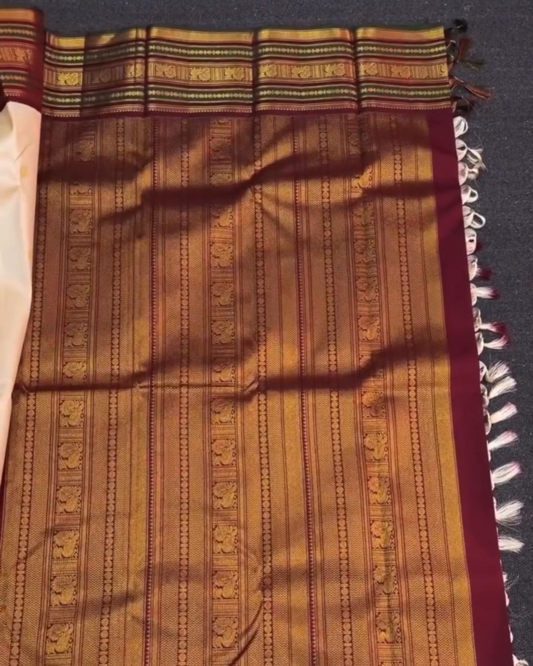 Ven Pattu Saree